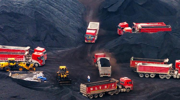 Κίνα: Εποχιακοί και Πολιτικοί Παράγοντες Αυξάνουν τις Τιμές Άνθρακα